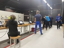 Jännän äärellä. Kisa käynnissä, paineet valtavat!