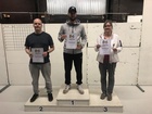 Ampumaurheilukoululaiset mitalipallilla